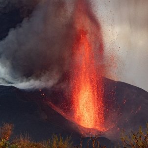 volcan La Palma Cumbre Vieja , colapsa el cono / efe
