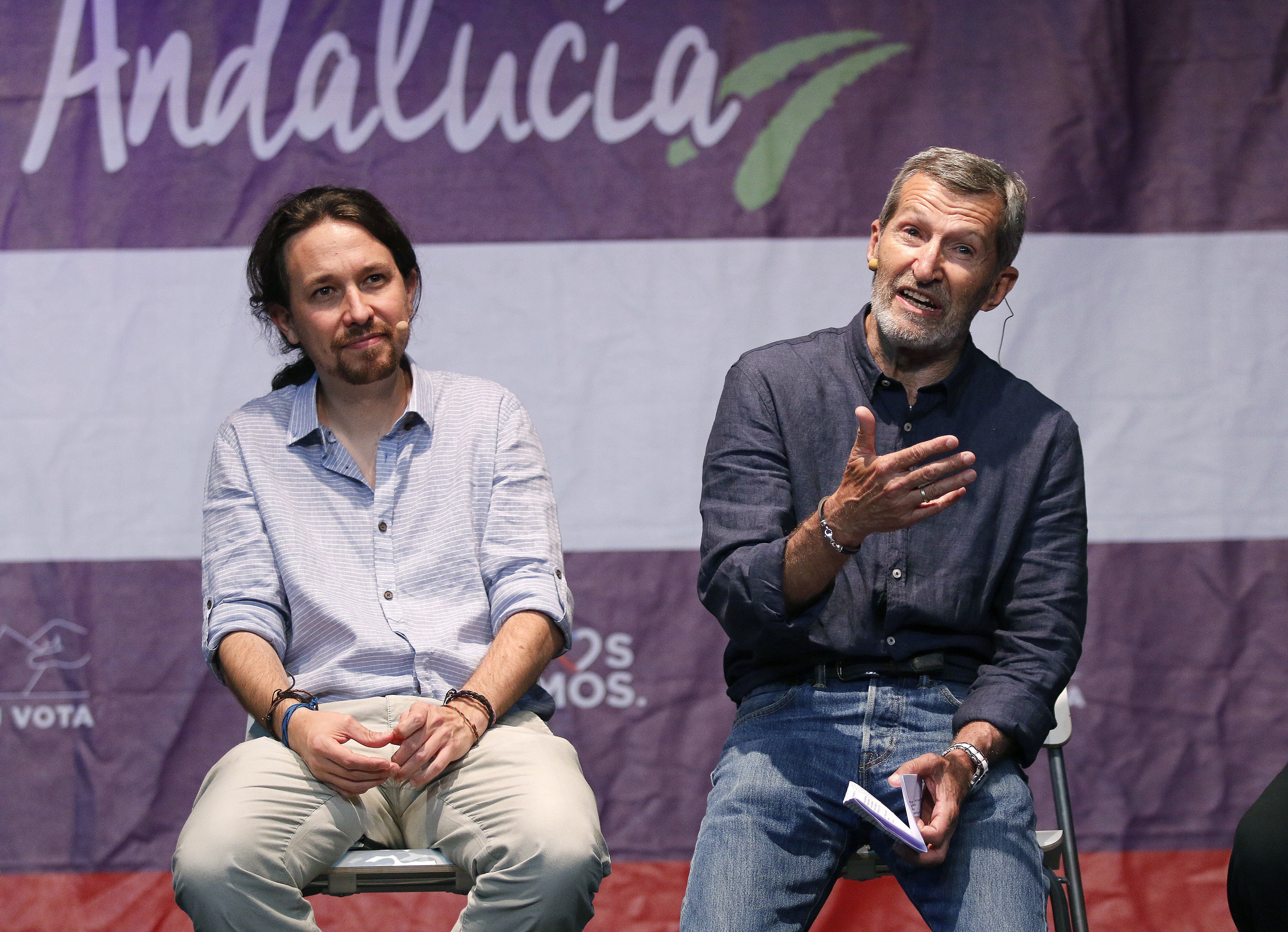 PP y Podemos pugnan por liderar el patriotismo español