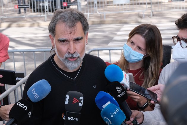 Jordi Cuixart, presidente Òmnium Cultural, en la concentración en el TSJH por la detención de Josep Costa   Carlos Baglietto