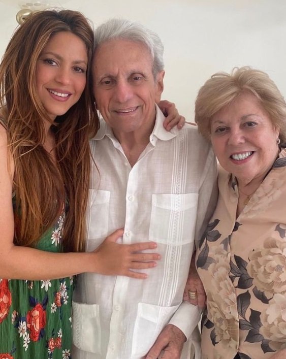 shakira y padres