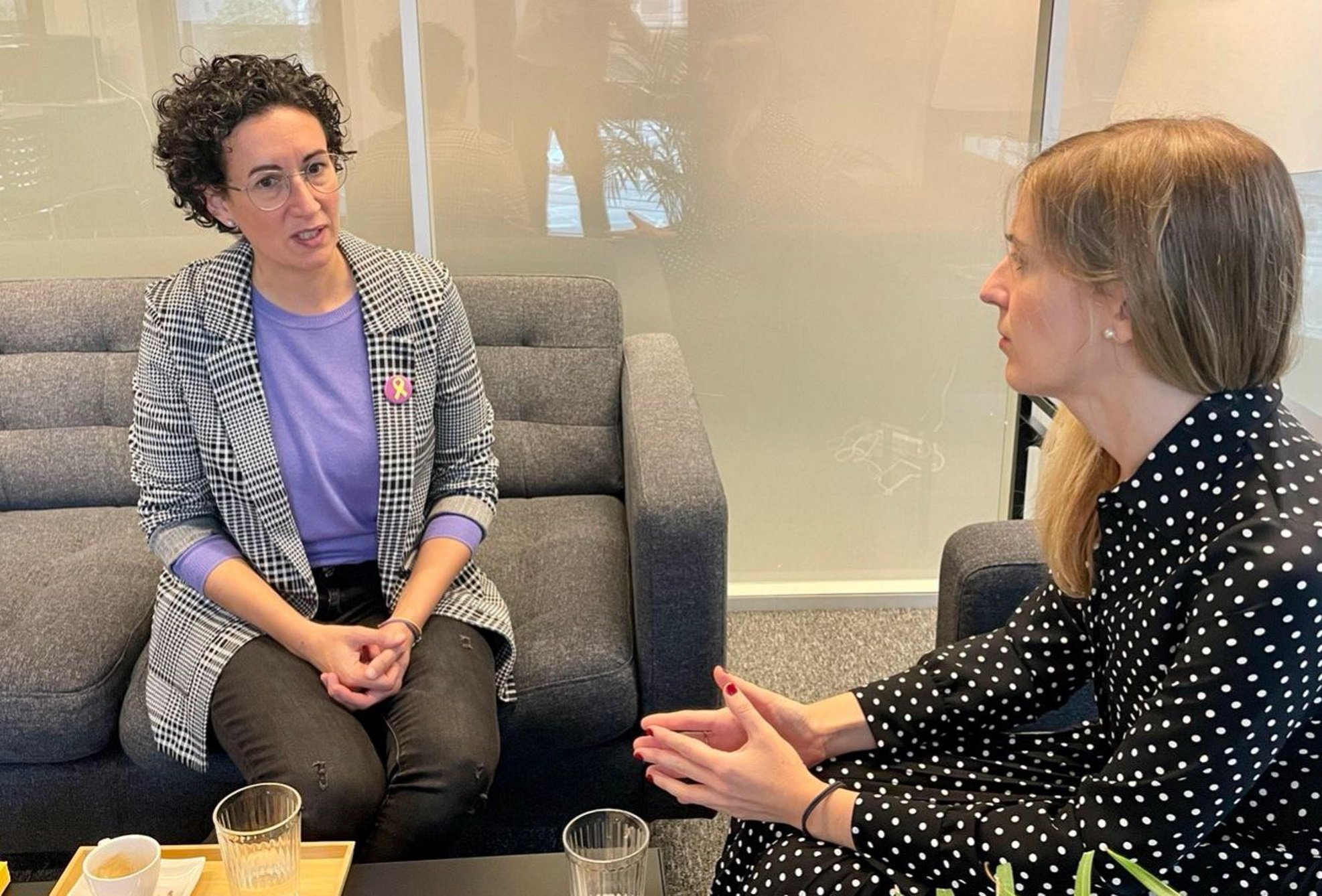 Marta Rovira se reúne con Victòria Alsina en Ginebra