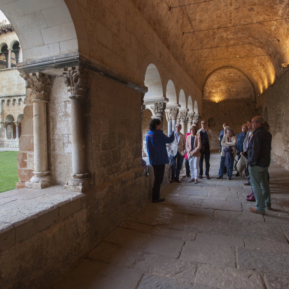 VISITAS GUIADAS MONASTERIO SANTO CUGAT