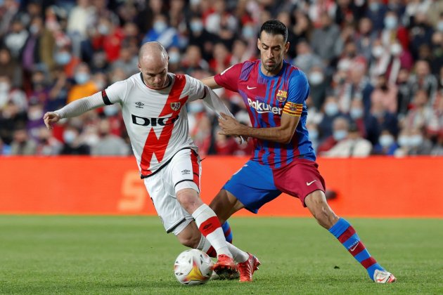 Rayo Barça Busquets EFE