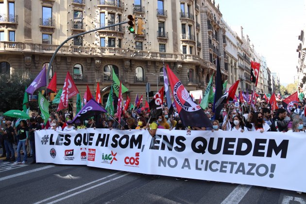 huelga funcionarios interinos 28 octubre ACN