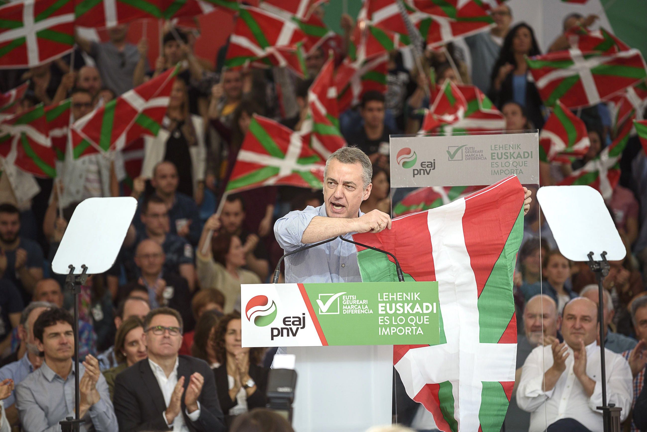 Euskadi: cinc cognoms per a una lehendakaritza
