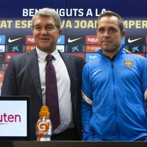 Joan Laporta admet que hauria d'haver destituït abans Koeman i lloa la figura de Xavi Hernández