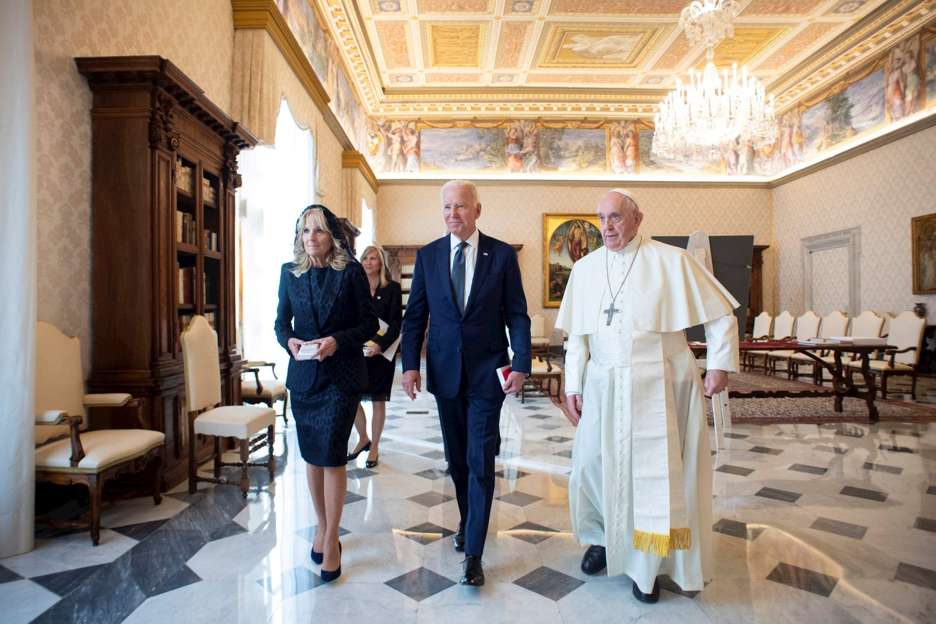 Joe Biden Jill Biden Papa Francisco Vaticano / EFE