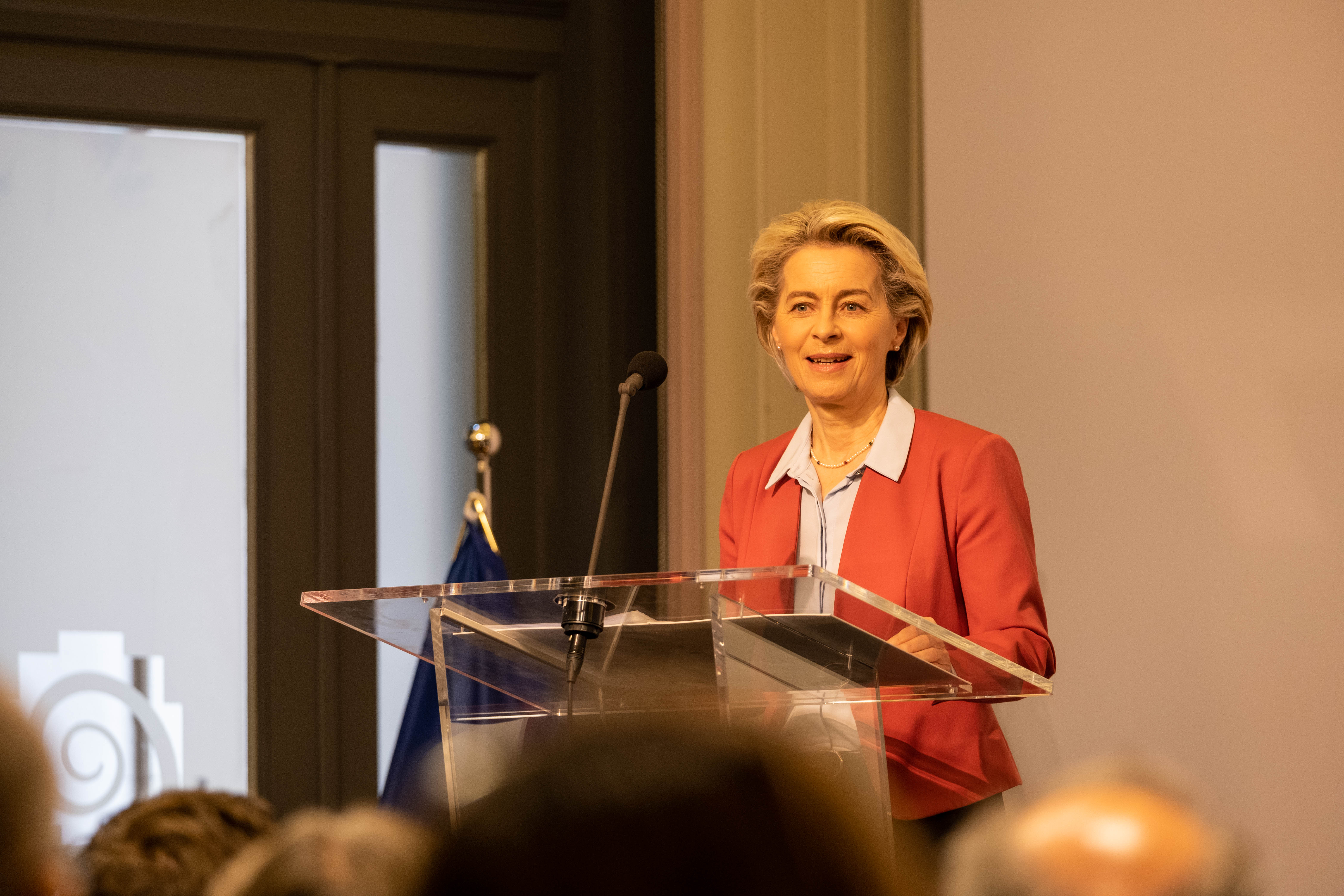 Von der Leyen avisa a Polonia: no habrá ayudas europeas sin reforma judicial