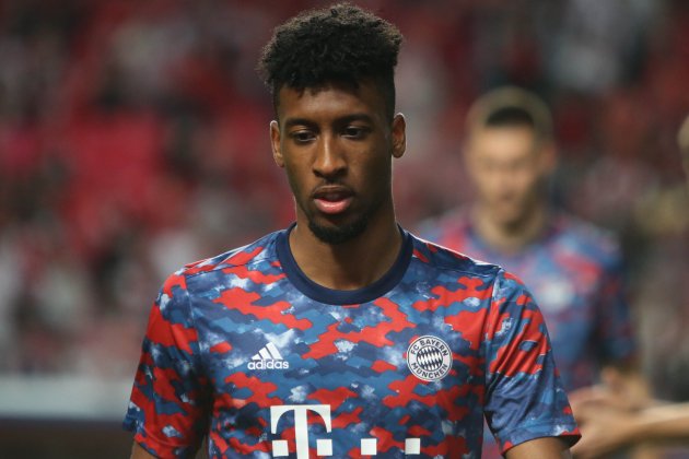 Kingsley Coman Bayern calentando EuropaPress