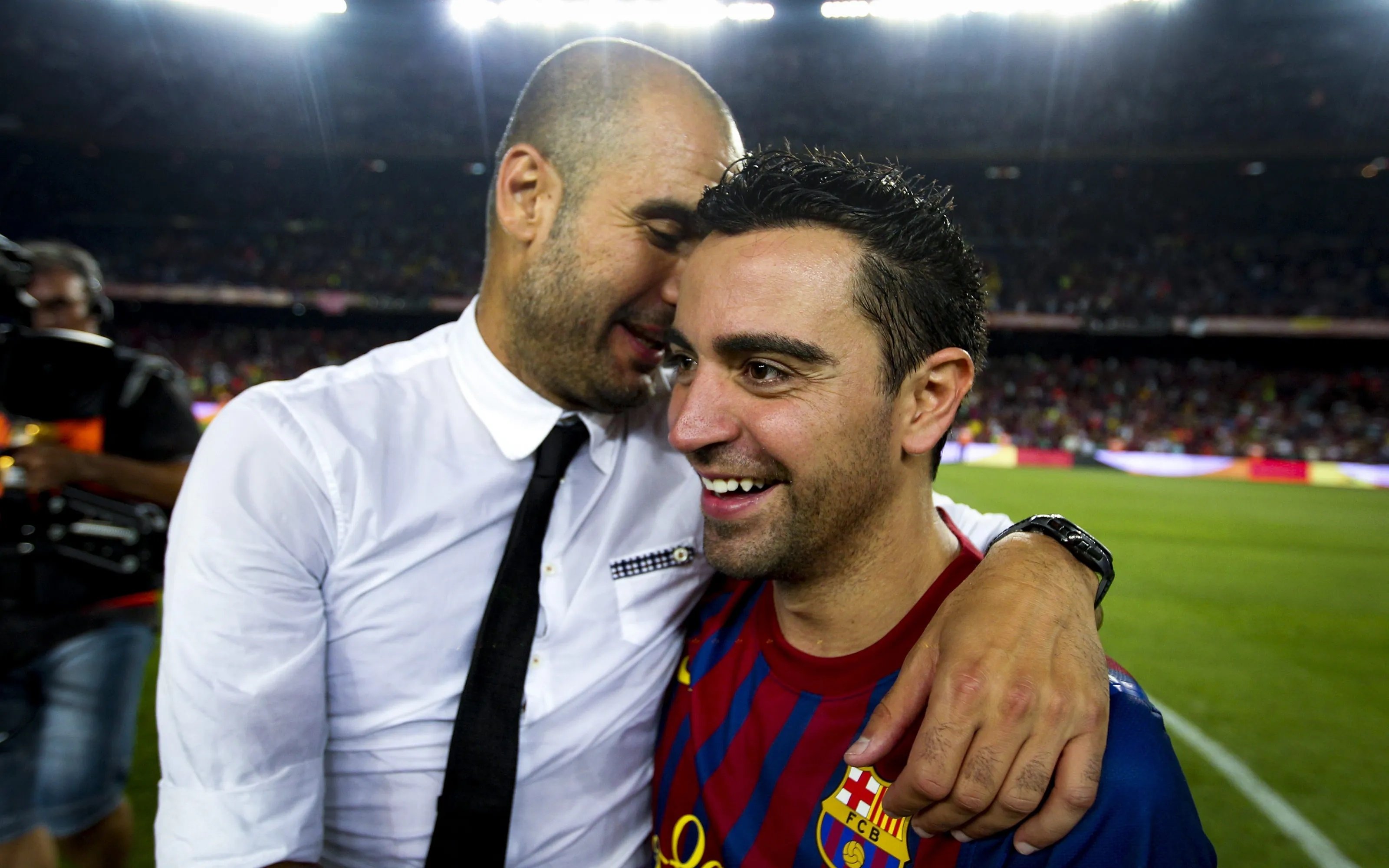 Pep Guardiola pacta el primer gran favor a Xavi Hernández en una operació entre el Barça i el Manchester City