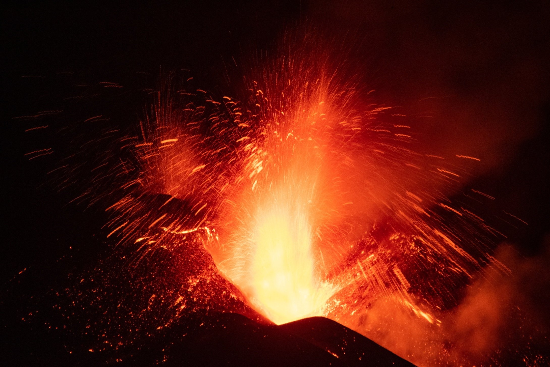volcan la palma canarias erupcion lava efe