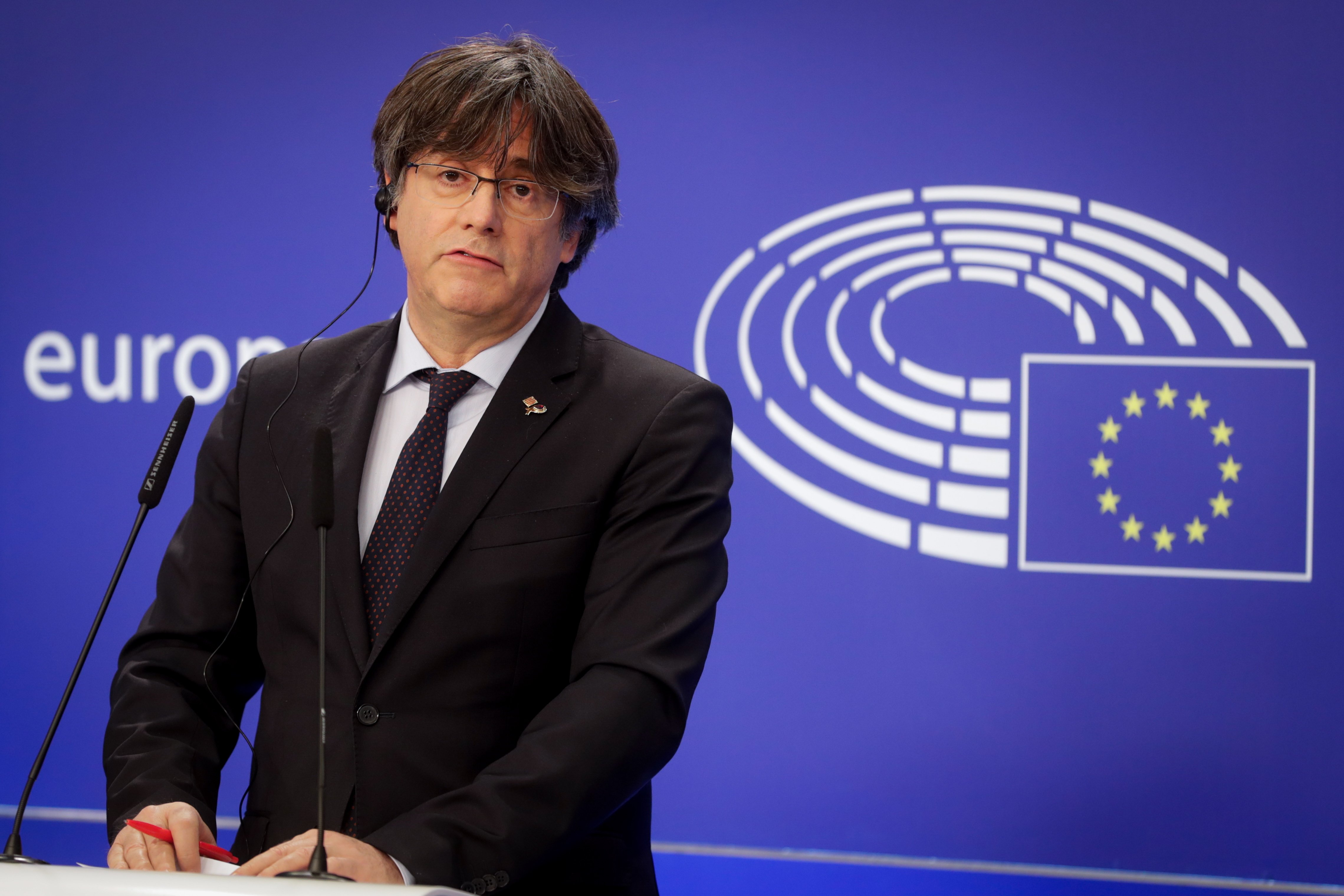 Puigdemont saca las vergüenzas a una empresa española en Polonia