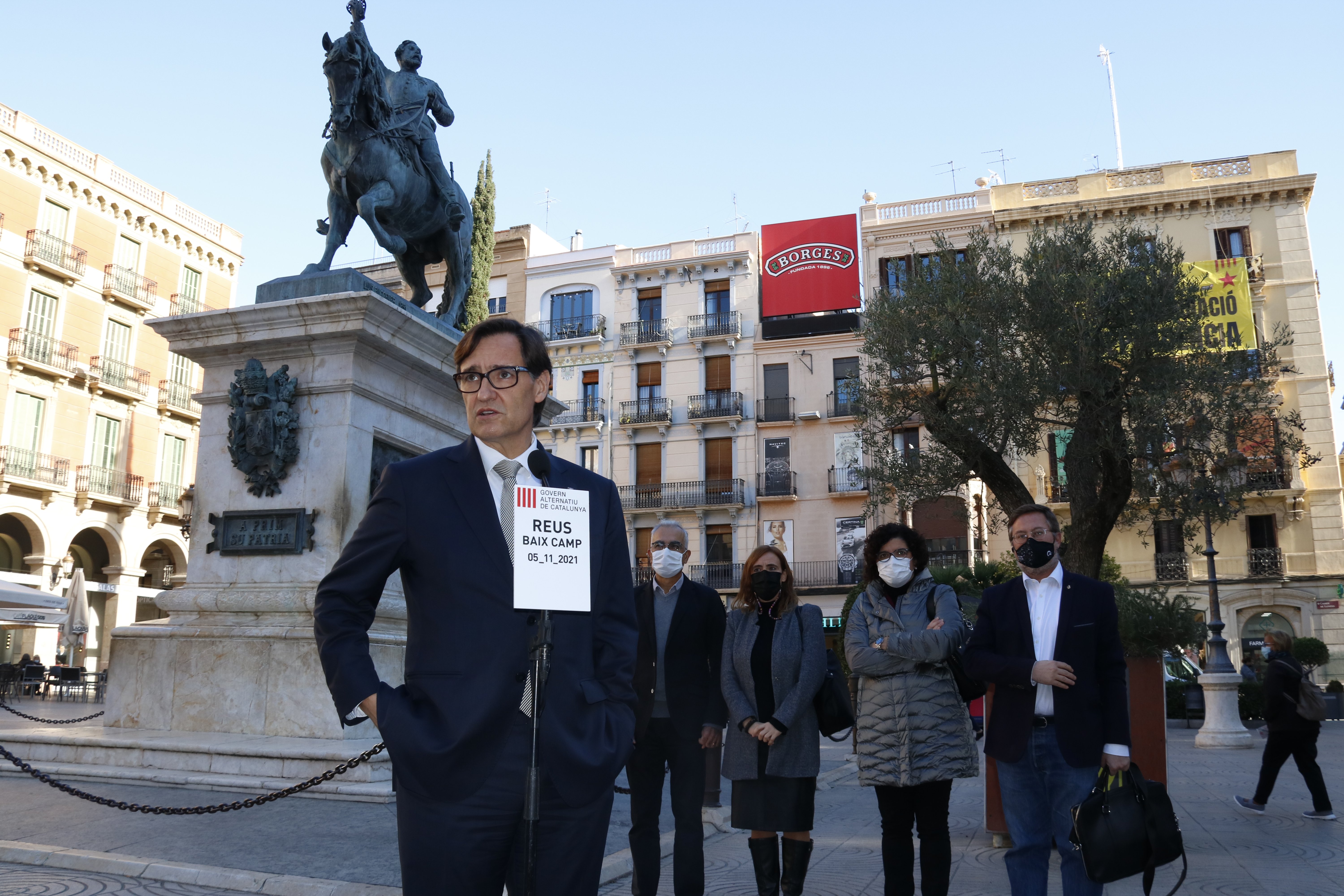 Illa avisa a Aragonès: "O presupuestos con los radicales o con justicia social"