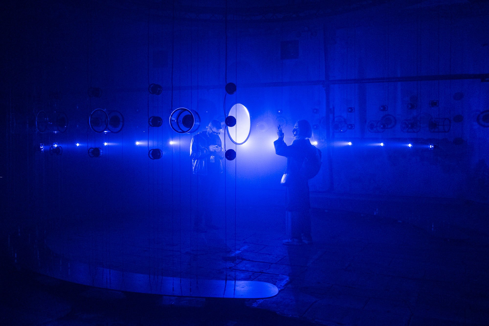 'Lunar Oscillations' / Xavi Bové Studio