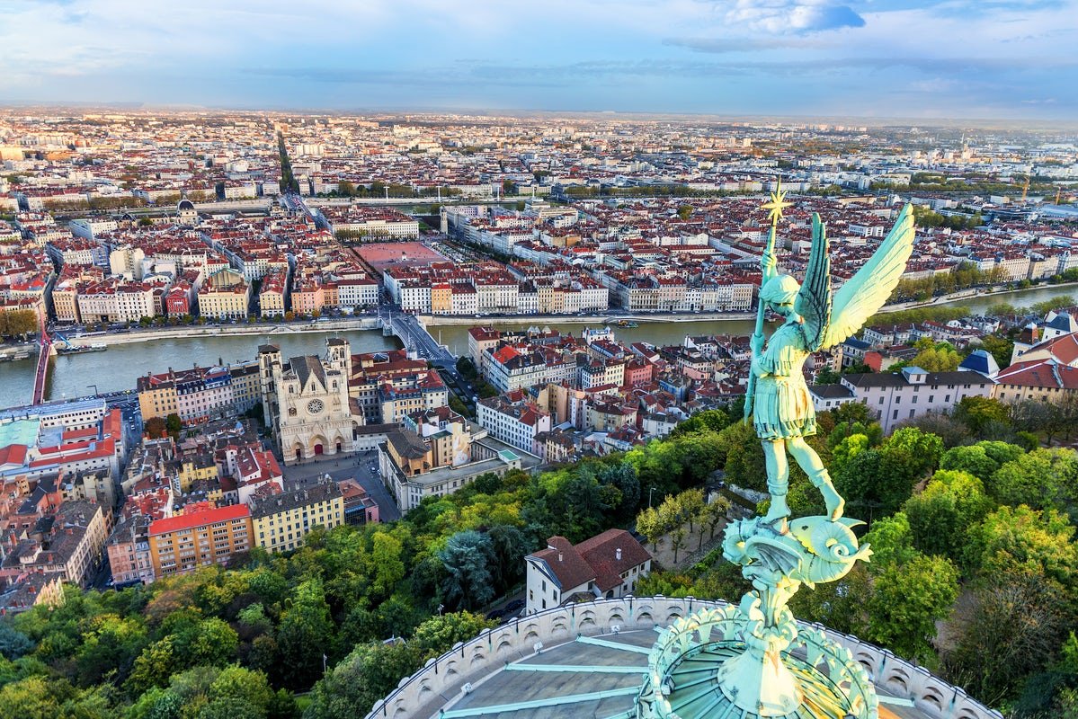 Hoteles de 4 estrellas en Lyon por menos de 100 euros la noche para dos personas