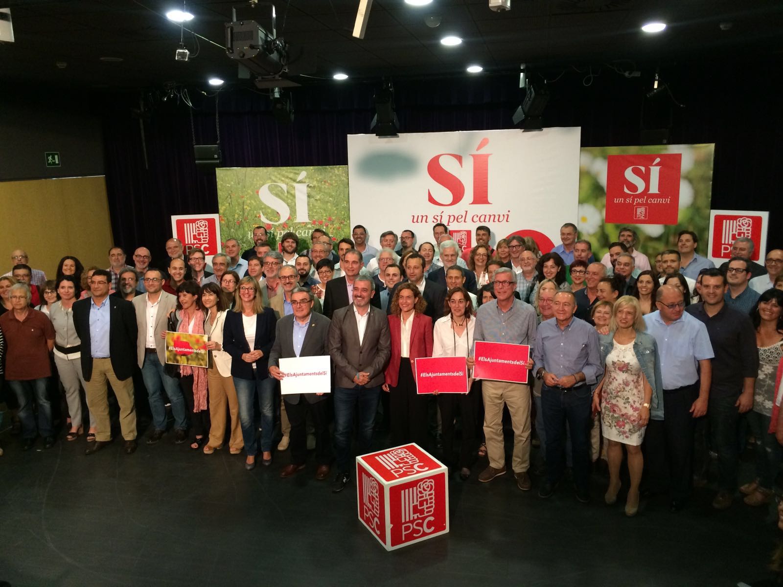 El PSC reivindica los ayuntamientos abandonados por el Estado y la Generalitat