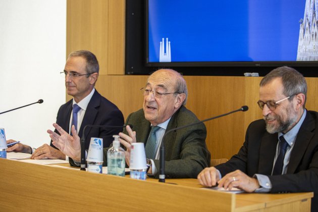 Esteve Camps y Jordi Faulí en la presentación estrella de la torre de la Virgen María de la Sagrada Familia - Montse Giralt