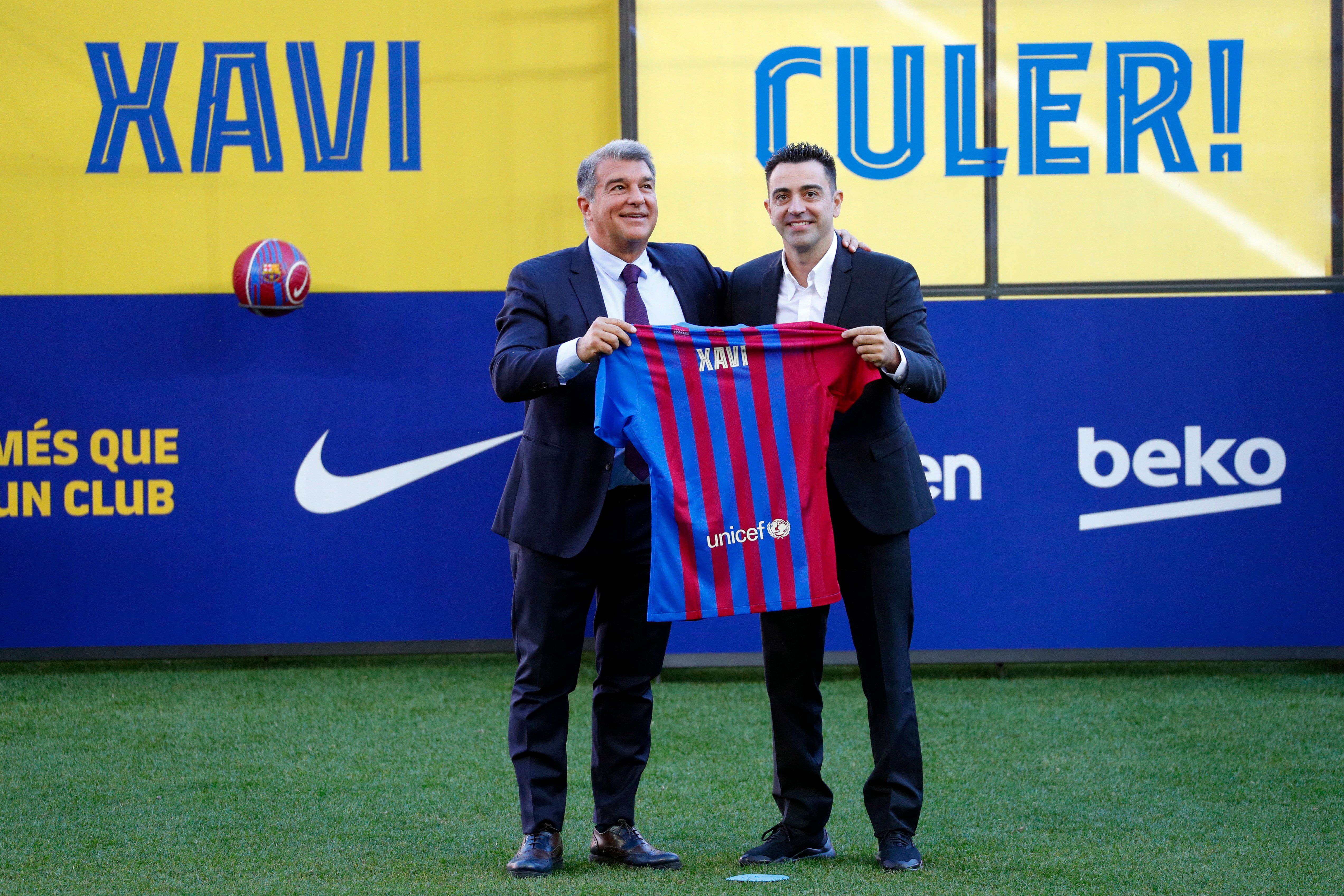 Joan Laporta no lo traerá al Barça ni que se lo pida Xavi Hernández porque tiene un fichaje mejor