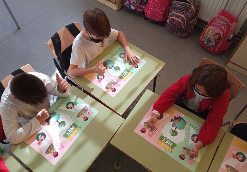 El Ministeri d'Educació no canviarà els protocols anti-covid a les escoles