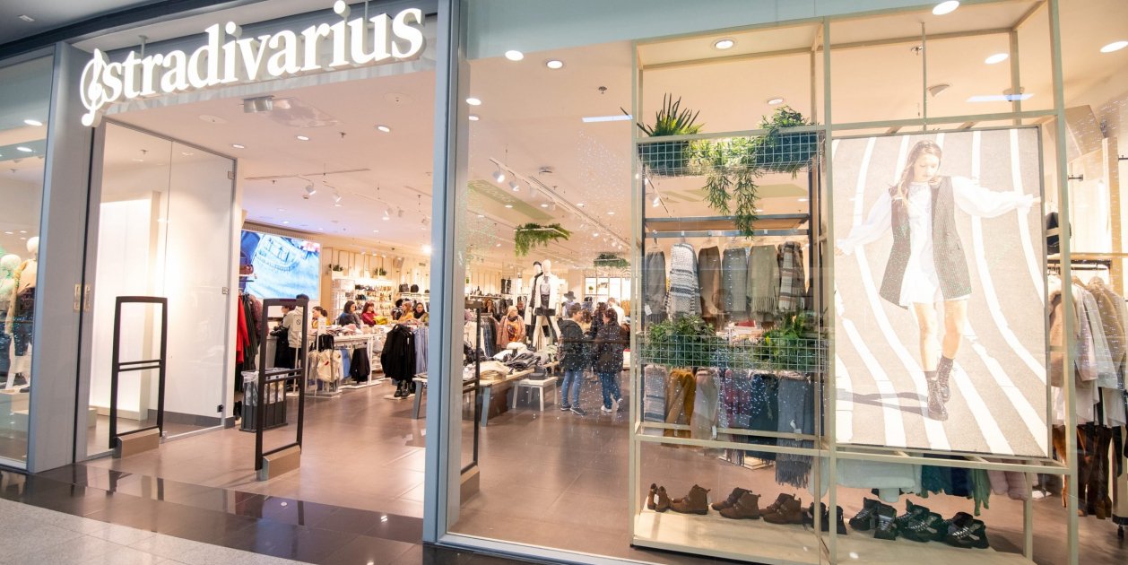 Stradivarius se inspira en Las Meninas para crear la nueva maravilla ...