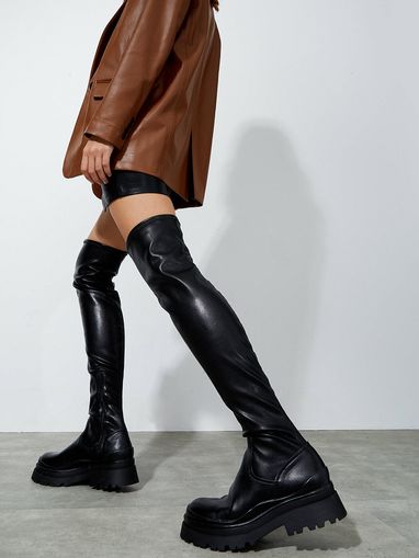 Botas hasta la rodilla de Stradivarius