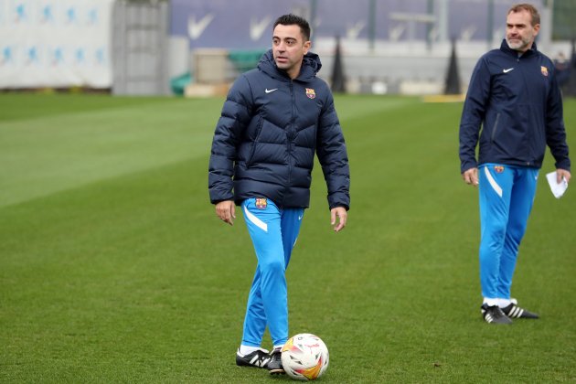 Xavi Hernandez entrenamiento Barca FC Barcelona