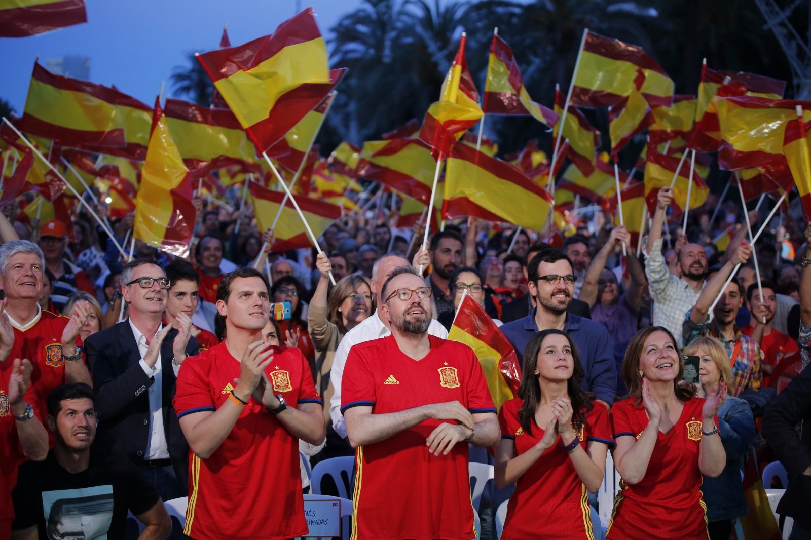 LA ROJA ciutadans arrimadas Rivera - Sergi Alcazar