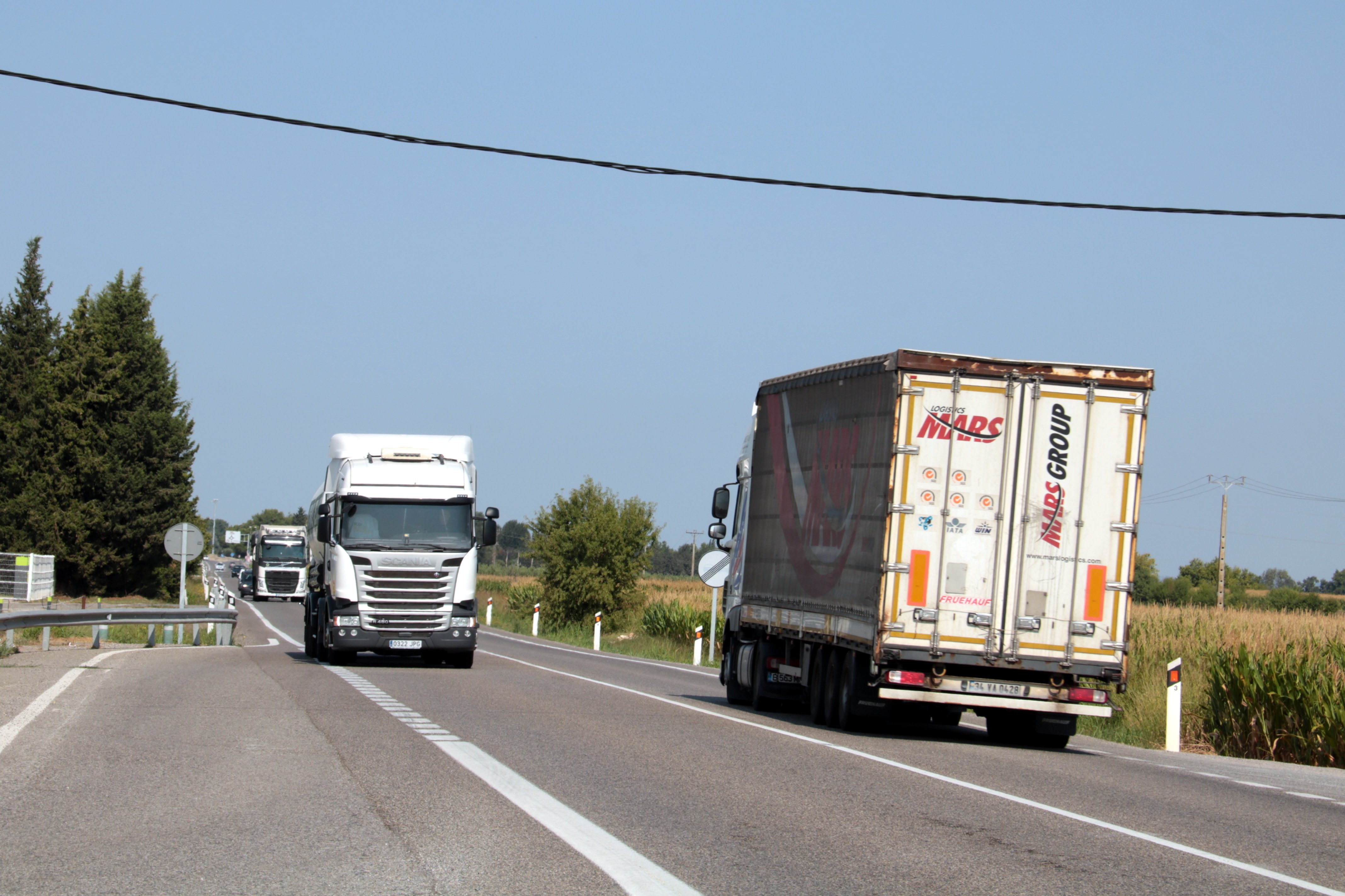 Los camioneros convocan huelga contra el "abandono" del gobierno justo antes de Navidad