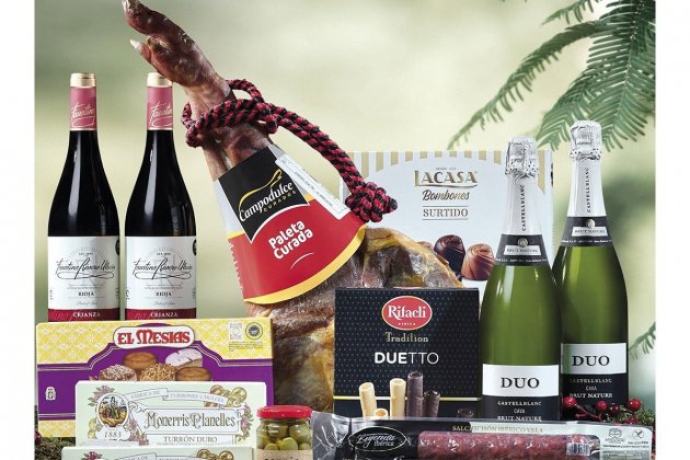 Cesta de Navidad del Club del Gourmet de El Corte Inglés con paleta de jamón2