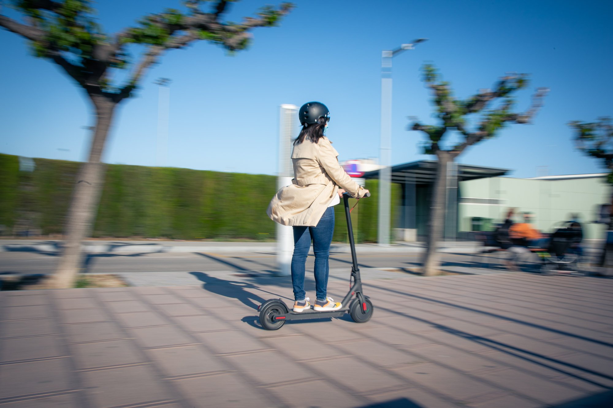 ¿Sabes que si llevas un patinete eléctrico conduces un vehículo?