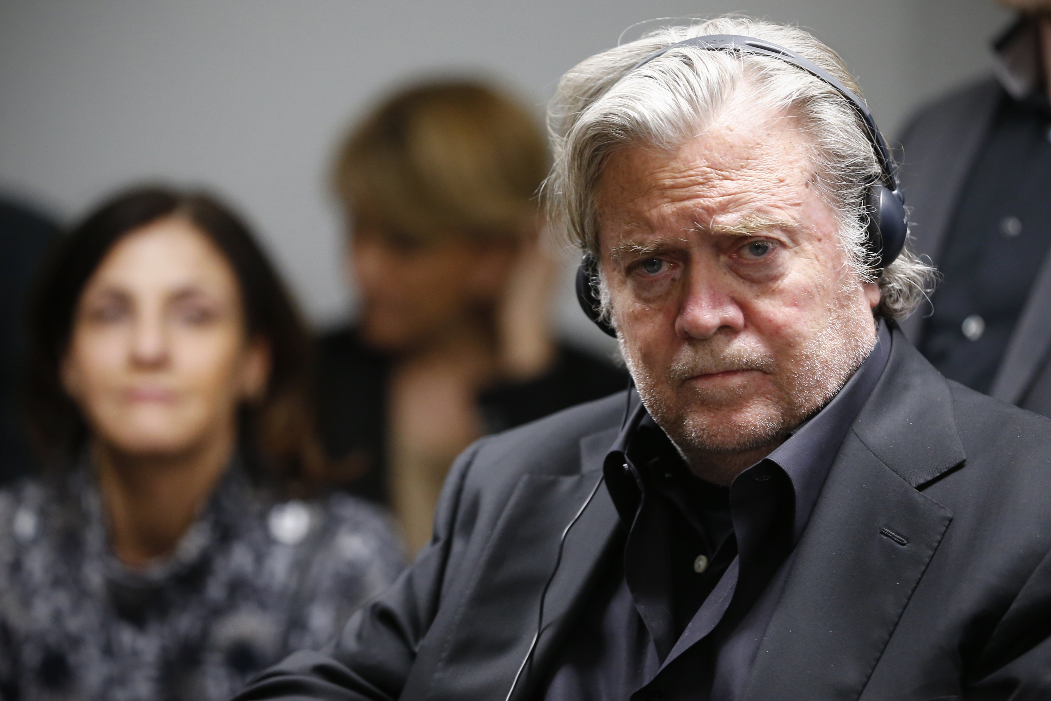 Piden seis meses de prisión para el exasesor de Trump, Steve Bannon, por desacato