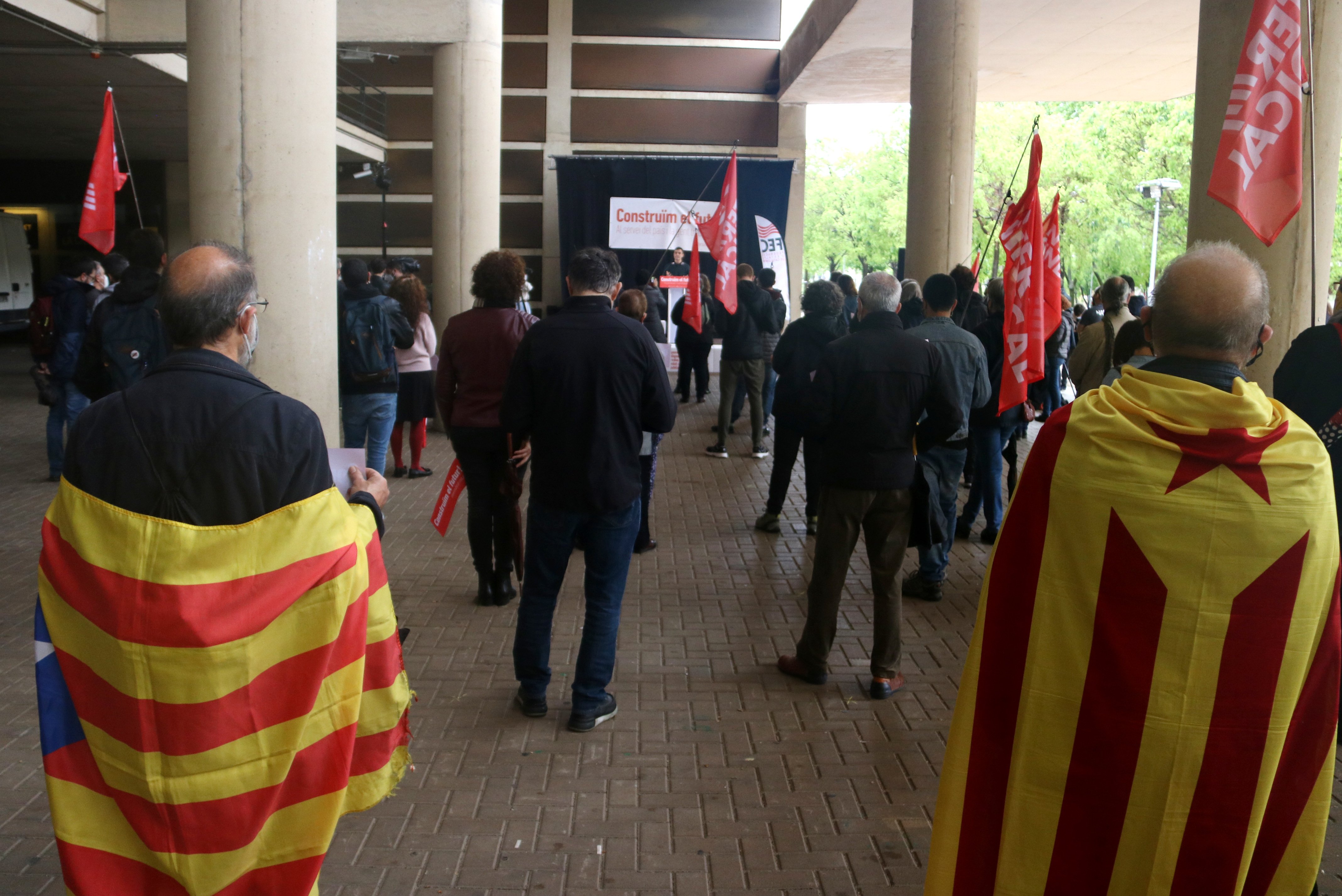 La Intersindical reclama el català en la negociació col·lectiva de les empreses
