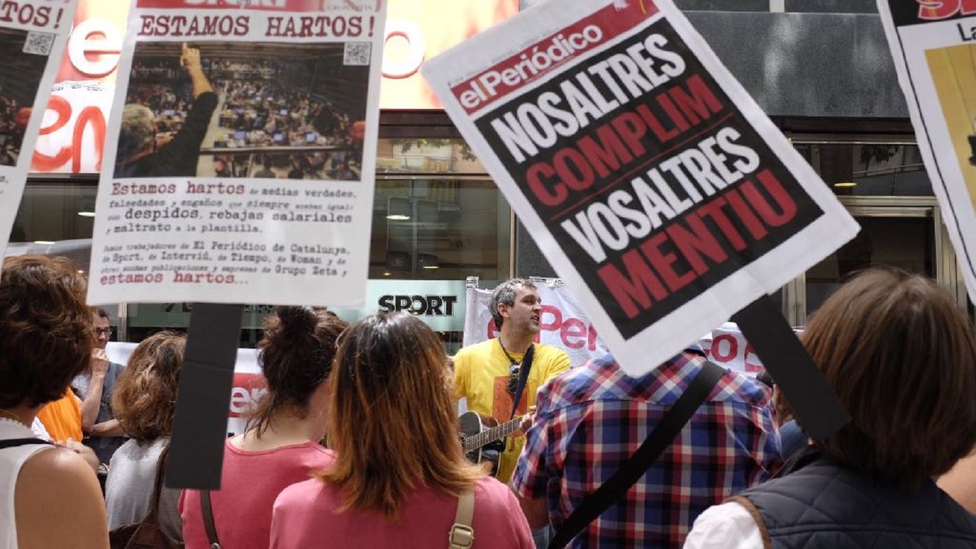 'El Periódico' desconvoca la huelga pero la negociación vuelve a encallar