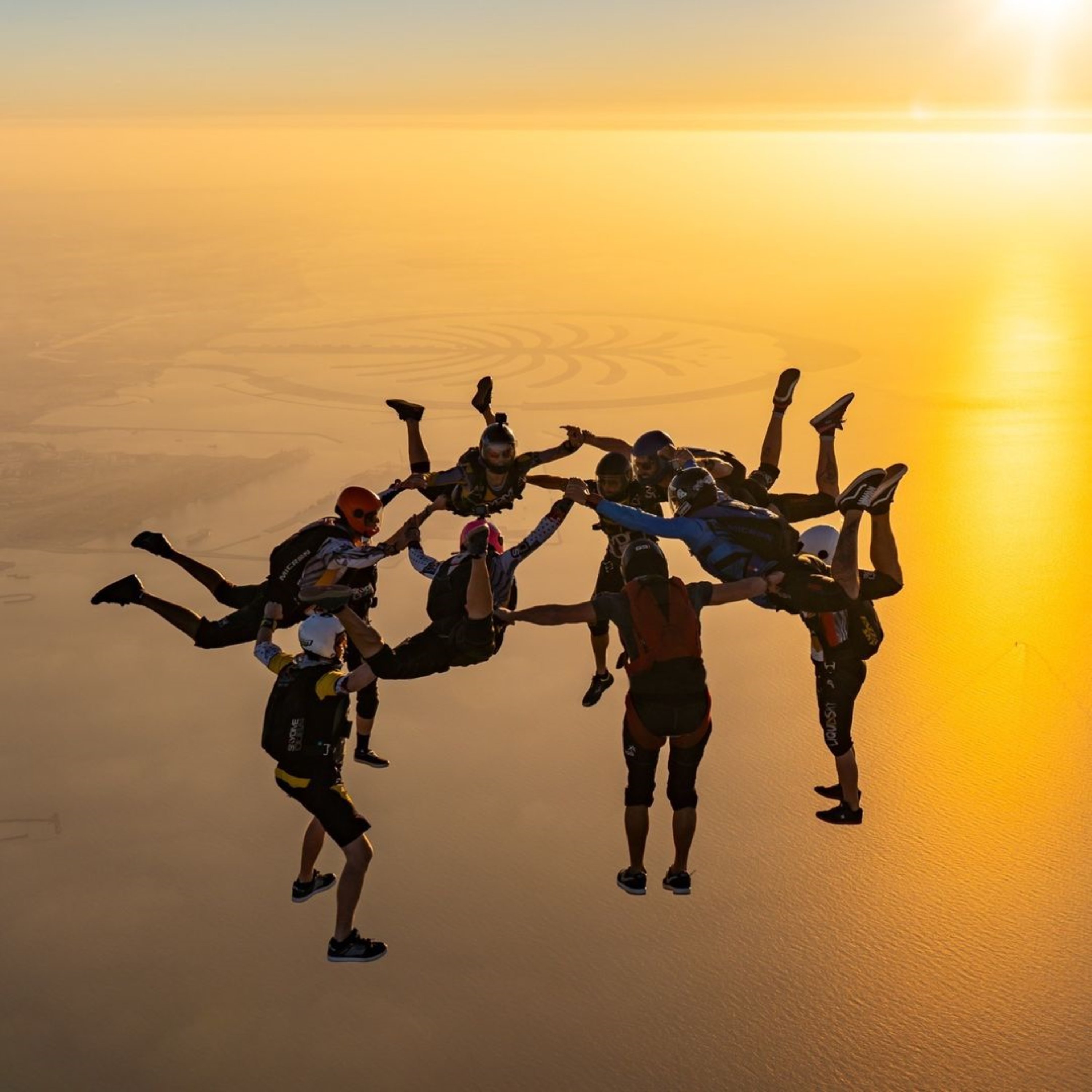 Volar no ha estado nunca tan cerca: la experiencia de saltar al vacío