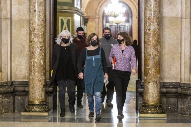 Diputados de la CUP miedo los pasillos del Parlamento - Montse Giralt