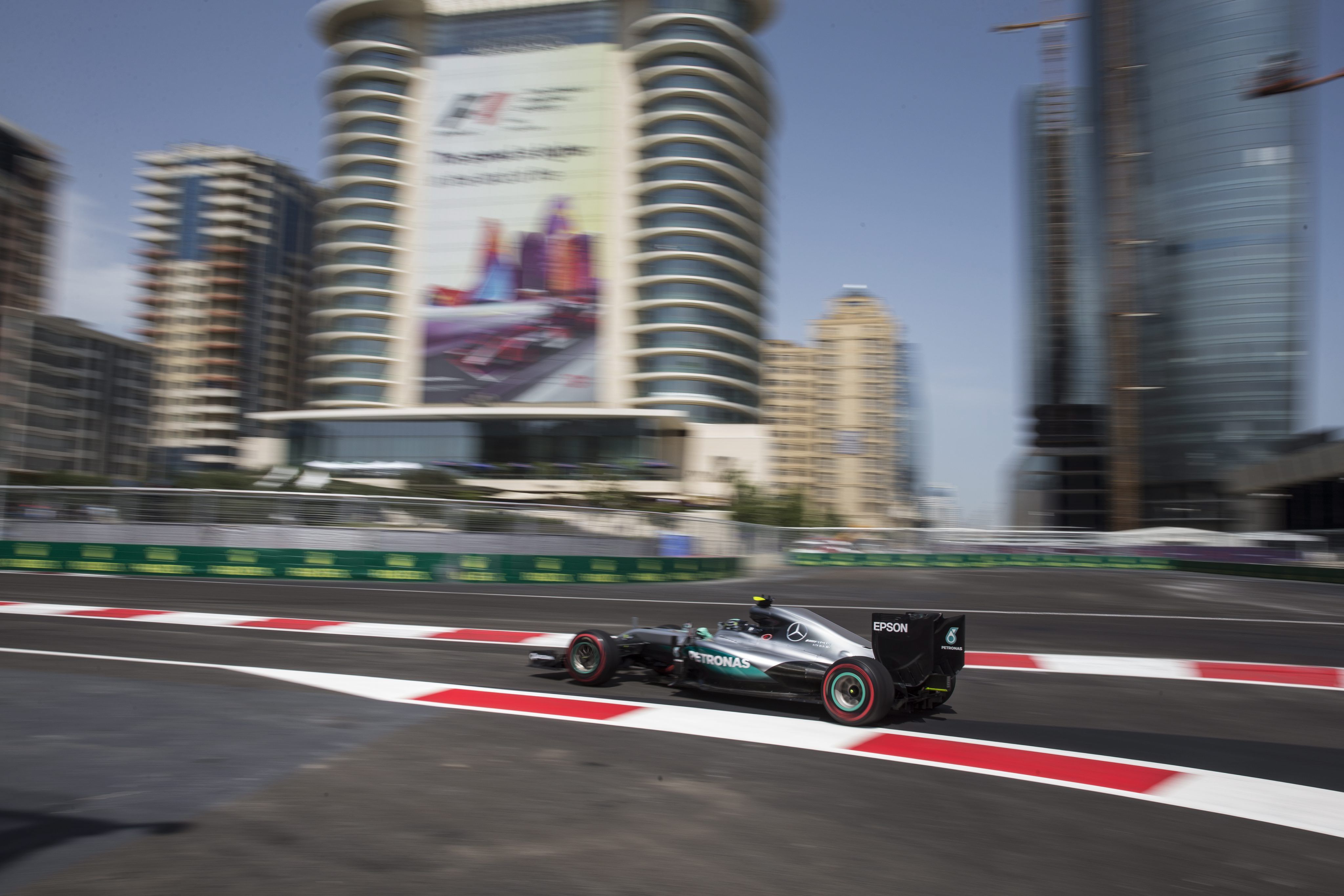 Nico Rosberg, la primera 'pole' de Bakú