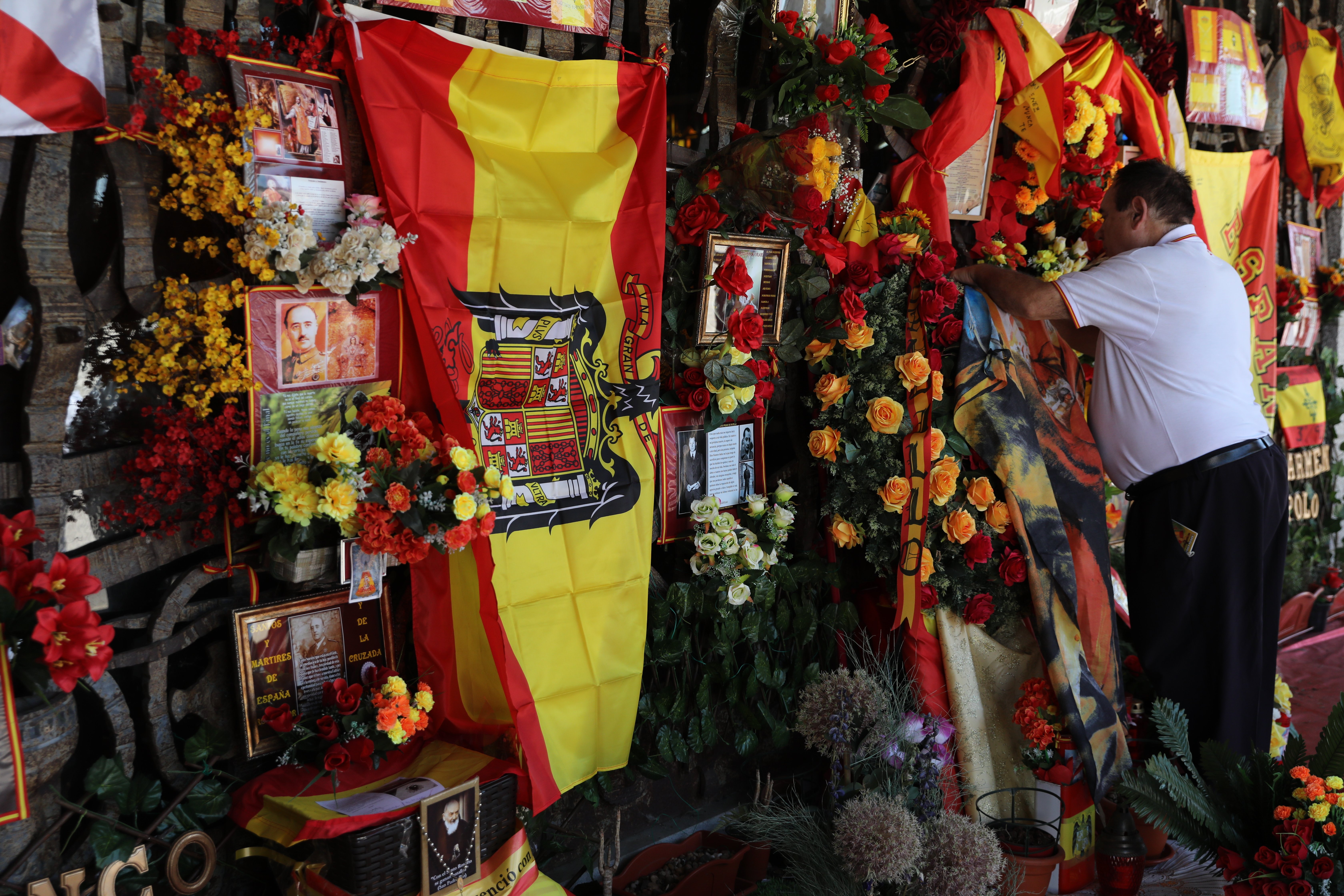 Contra las leyes de memoria: una decena de iglesias homenajearán a Franco el 20N