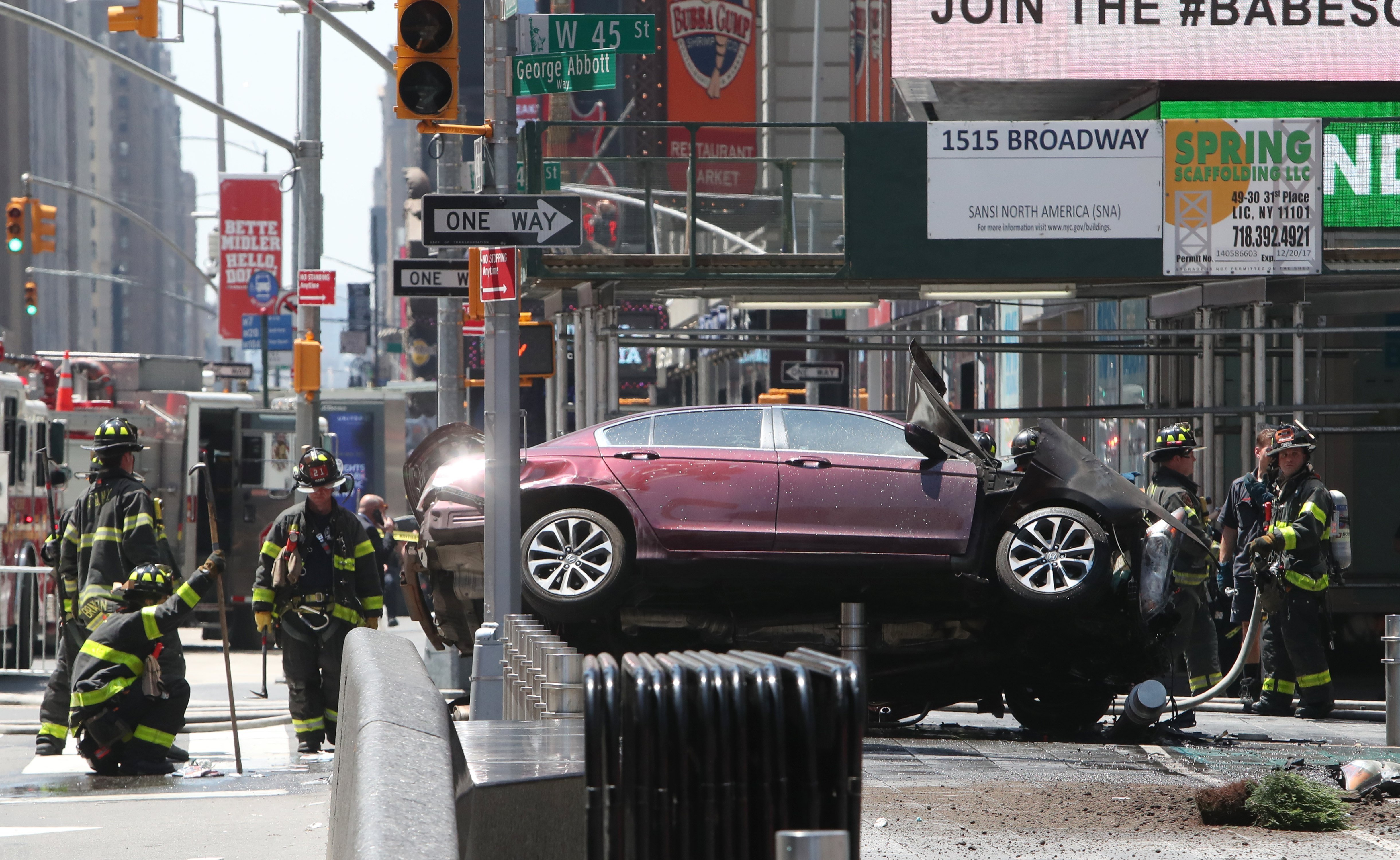 Un muerto y 22 heridos por un atropello en Times Square, en Nueva York