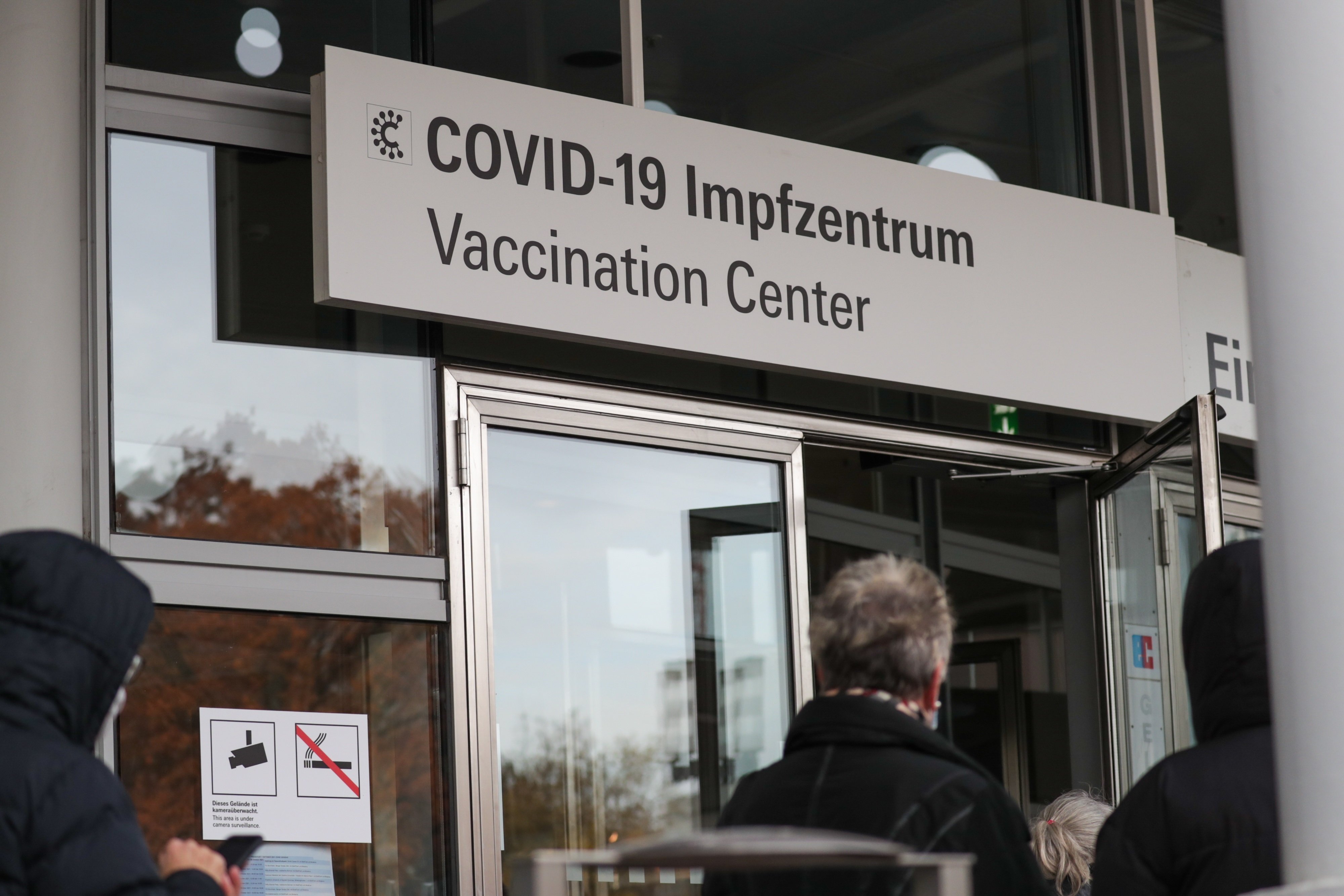 Alemania plantea confinar a los no vacunados contra la covid
