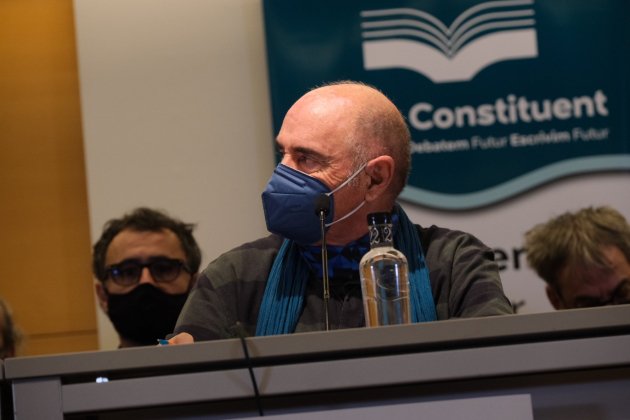 luzcas llach presentacion concierto debate constituyente Carlos Baglietto