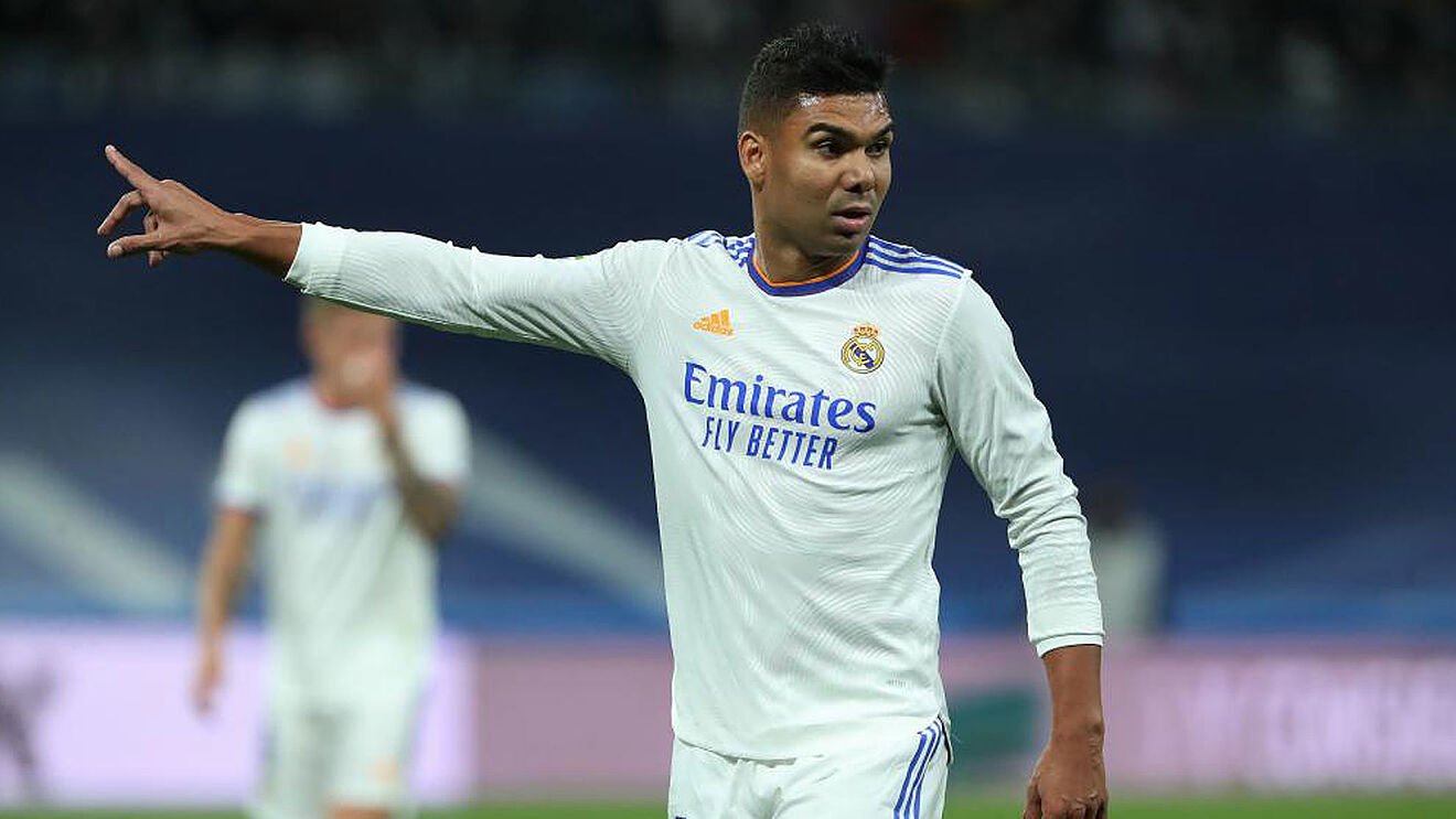 El Real Madrid activa un plan de 61 millones para sustituir a Casemiro si acepta la oferta que tiene del PSG