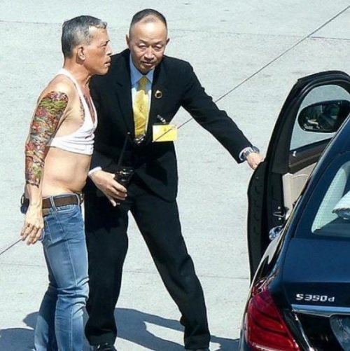 Rei Tailandia Tatuatge fals Rei Tailandia Tatuatge fals