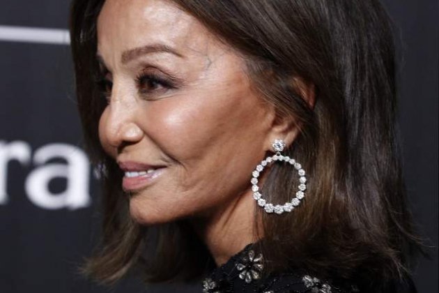 Isabel Preysler rostre 