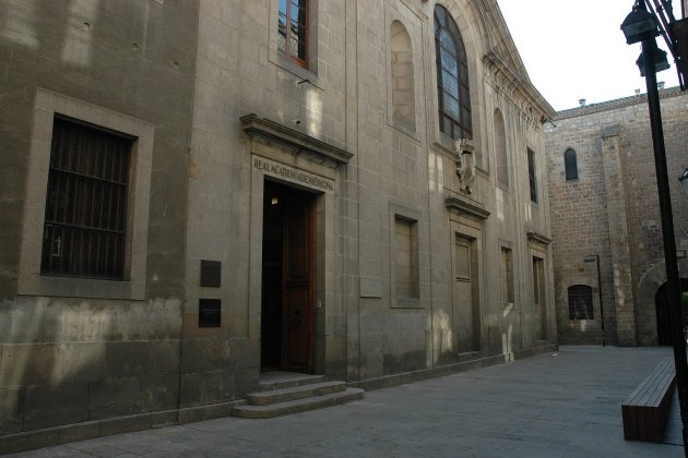 1624px Reial Acadèmia de Medicina de Catalunya josep renalies