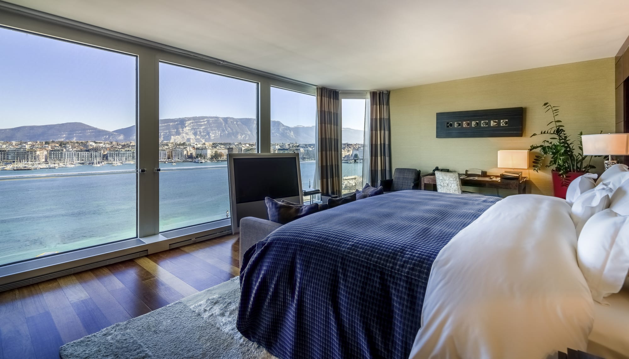 Hotels a Ginebra de cinc estrelles per als quals tinguin Suïssa al cap