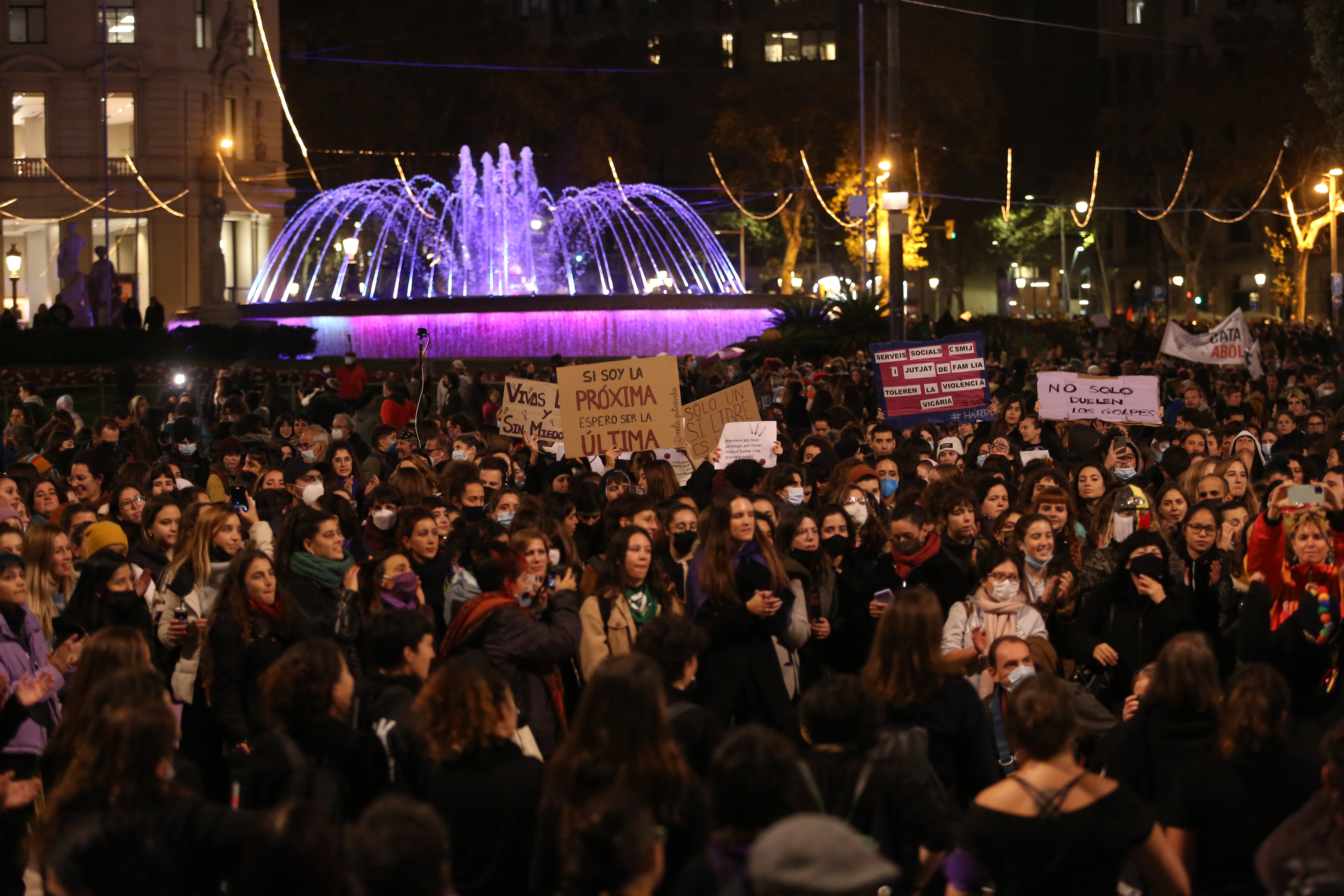 Manifestació amb motiu del Dia Mundial per a l’Eliminació de la Violència contra les Dones