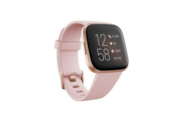 2 Fitbit Versa 2