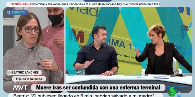 Reportero Cuatro en conexión quita pinganillo Más Vale Tarde enfado Iñaki López Cristina Pardo La Sexta