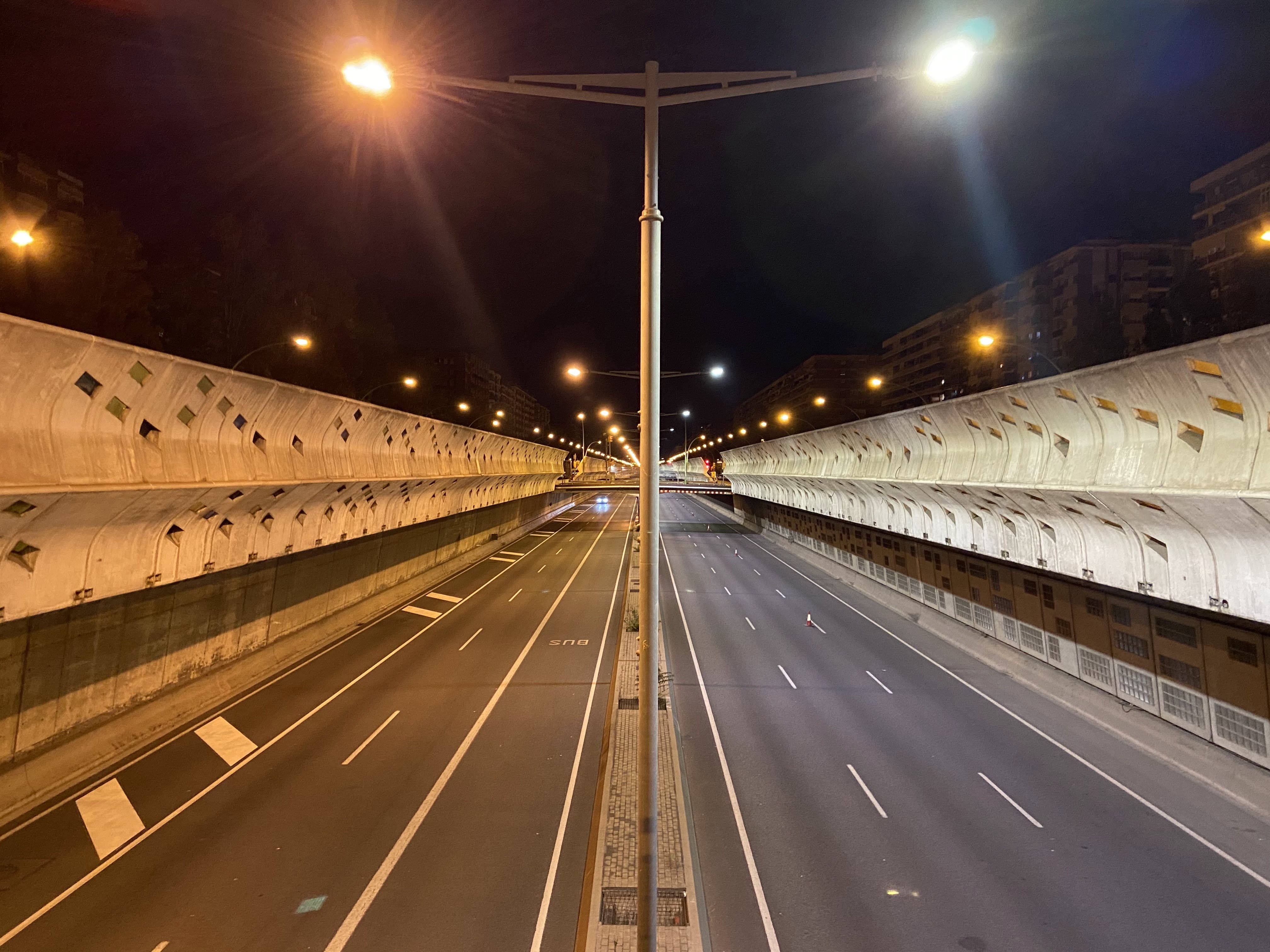 La Gran Via de Barcelona estrena enllumenat led entre Glòries i Sant Adrià