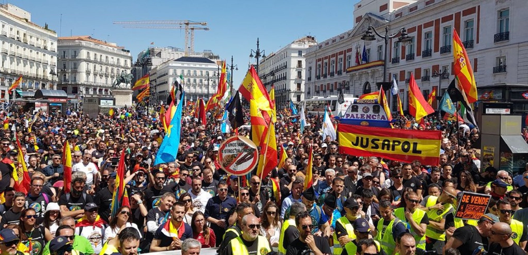Policies i guàrdies civils defensors de la unitat d'Espanya es manifestaran contra l'amnistia